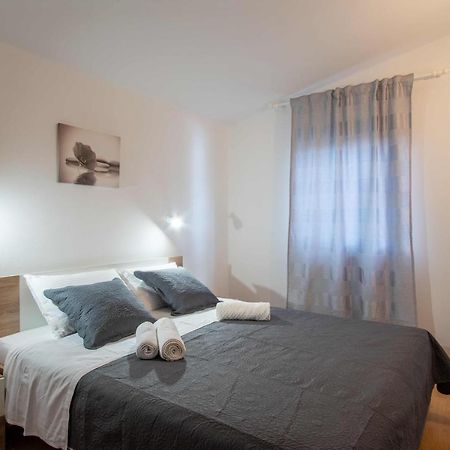 Apartamento Ostaric Mandre Exterior foto