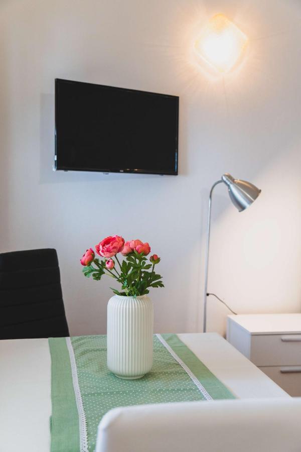 Apartamento Ostaric Mandre Exterior foto