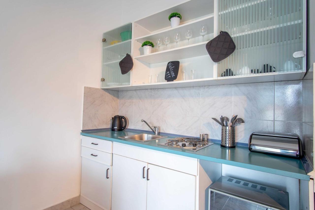 Apartamento Ostaric Mandre Exterior foto